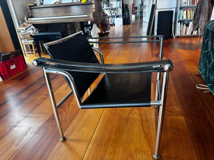 le corbusier lc1 stoel, Antiek en Kunst, Antiek | Meubels | Stoelen en Banken, Ophalen