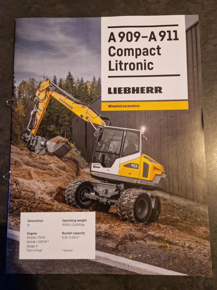 Liebherr A 909-A 911 Compact Litronic Brochure, Boeken, Vervoer en Transport, Zo goed als nieuw, Vrachtwagen, Ophalen of Verzenden