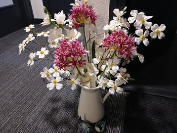  Kunstbloemen boeket beschikbaar voor biedingen