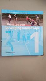 Basislessen bewegingsonderwijs deel 1 - 2e druk Wim v Gelder, Boeken, Ophalen of Verzenden, Zo goed als nieuw, Overige niveaus