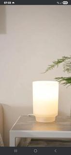 Ikea isbrytare tafellamp melkglas 3 stuks, Huis en Inrichting, Lampen | Tafellampen, Ophalen of Verzenden, Zo goed als nieuw, Minder dan 50 cm