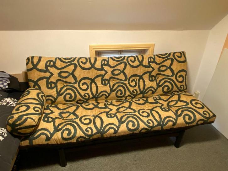 Slaapbank ZGAN 190 x 115 cm, Huis en Inrichting, Slaapkamer | Slaapbanken, Zo goed als nieuw, Tweepersoons, Ophalen