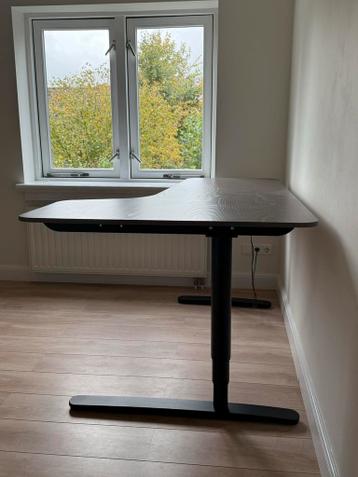 IKEA Bekant electronisch Zit-Sta Hoekbureau - afbeelding 5