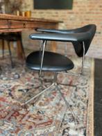 Gubi Masculo eetkamer / vergaderstoel, draaibaar, Huis en Inrichting, Stoelen, Ophalen, Zo goed als nieuw, Zwart, Eén
