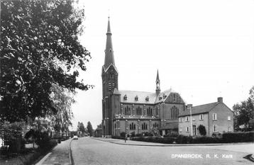 (701-170-049) Spanbroek RK Kerk beschikbaar voor biedingen