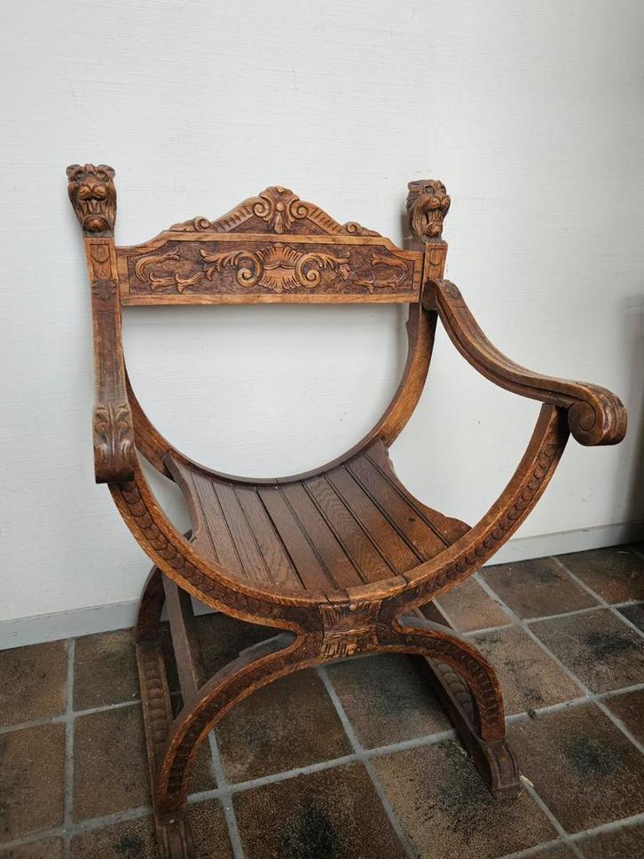 Antieke Dagobert/Savonarola stoel, Antiek en Kunst, Antiek | Meubels | Stoelen en Banken, Ophalen