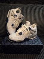 Nike Air Jordan 4 Retro White Midnight Navy – Nieuw
Te koop, Kleding | Heren, Schoenen, Overige kleuren, Nieuw, Ophalen of Verzenden