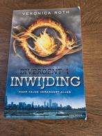 Veronica Roth - Inwijding, Boeken, Ophalen of Verzenden, Gelezen, Veronica Roth