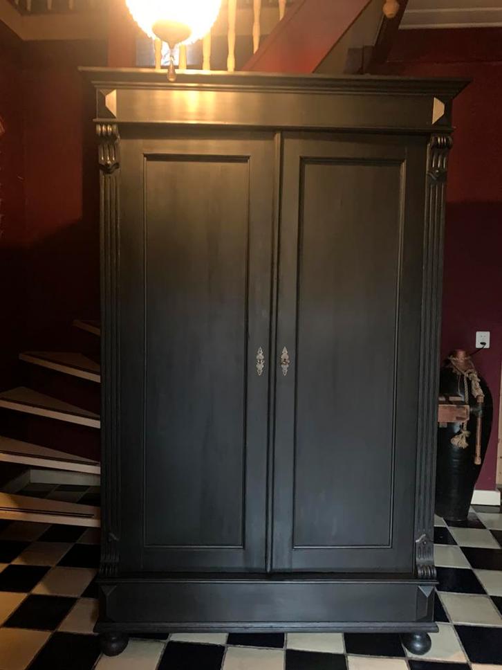 Grote oude kast demontabel, Huis en Inrichting, Kasten | Overige, Gebruikt, Ophalen