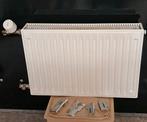 Radiator 60 x 40, 800 watt of meer, Zo goed als nieuw, Radiator, Ophalen