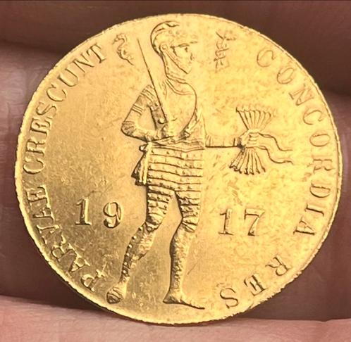 Nederland, gouden dukaat Wilhelmina 1917 (schaars), Postzegels en Munten, Munten | Nederland, Overige waardes, Koningin Wilhelmina