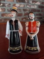 Hollohaza Hongarije klederdracht koppel, Antiek en Kunst, Antiek | Porselein, Ophalen of Verzenden