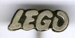 LEGO zwart op zilverkleurig bouwblokken speldje ( W_337 ), Verzamelen, Speldjes, Pins en Buttons, Verzenden, Nieuw, Merk, Speldje of Pin