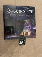 Efteling boek en pin Spookslot, Verzamelen, Efteling, Ophalen of Verzenden, Nieuw, Button of Speldje