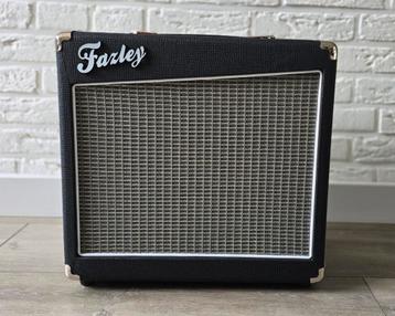 Fazley Meteor R 35 gitaarversterker  beschikbaar voor biedingen