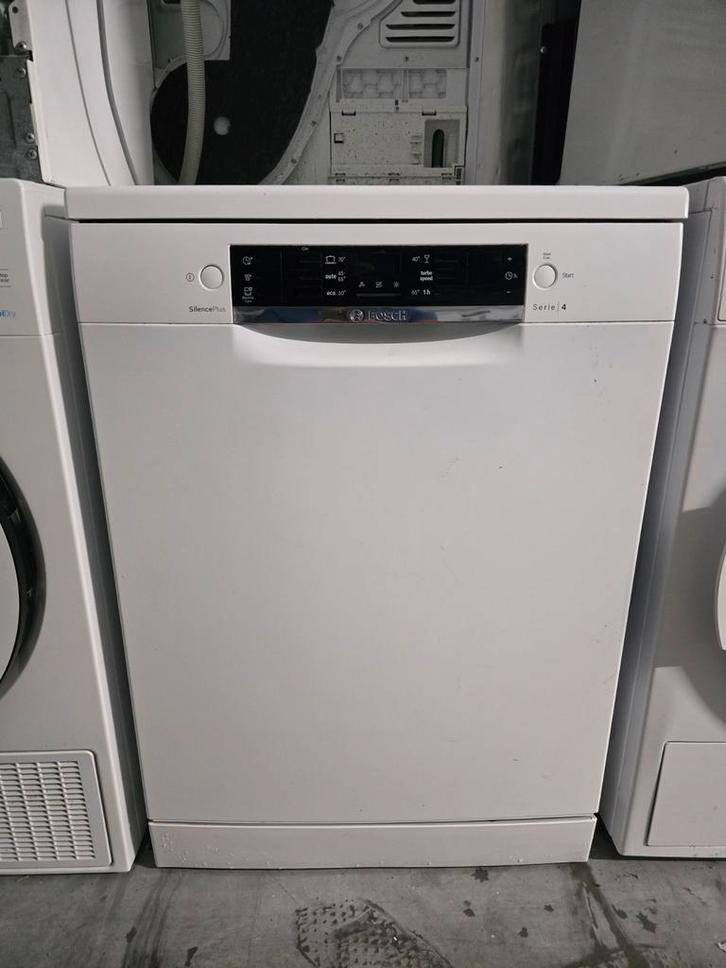 Keurige ruime Bosch Serie4 vrijstaande vaatwasser! Garantie!, Witgoed en Apparatuur, Vaatwasmachines, Zo goed als nieuw, Vrijstaand