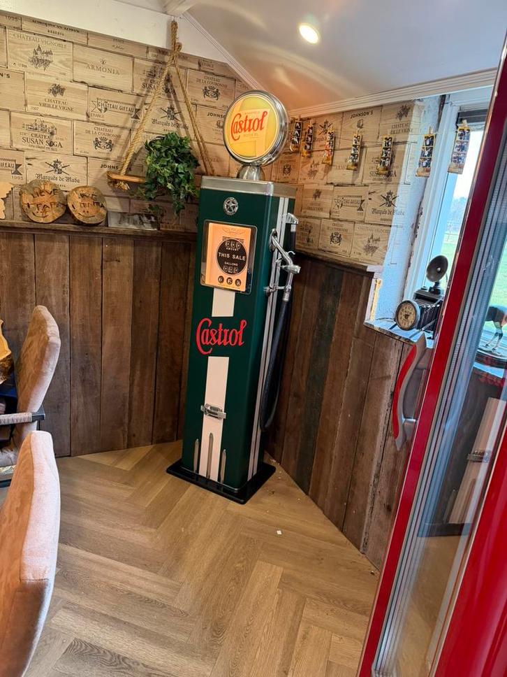 Vintage Benzinepomp ✅ CASTROL mancave showroom, Verzamelen, Automaten | Overige, Zo goed als nieuw, Ophalen of Verzenden