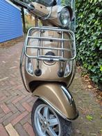 Mooie Vespa Gucci Edition | geen schade! | goed onderhouden!, Fietsen en Brommers, Scooters | Vespa, Ophalen, Gebruikt, Benzine