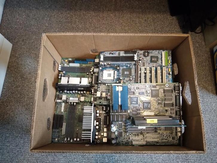 Vintage Moederborden,  RUILEN TEGEN ZENDAPPARATUUR !!!, Computers en Software, Moederborden, Gebruikt, Overige typen, Overige soorten