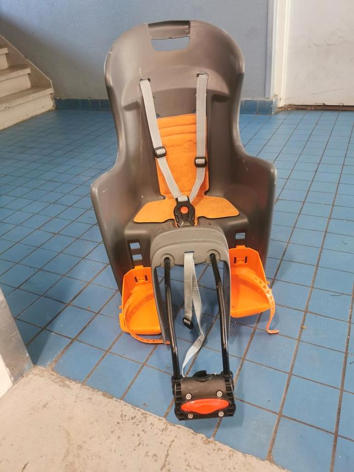 Fietsstoeltje Achter - Polisport, Fietsen en Brommers, Fietsaccessoires | Fietsstoeltjes, Zo goed als nieuw, Achterzitje, 9 t/m 18 kg