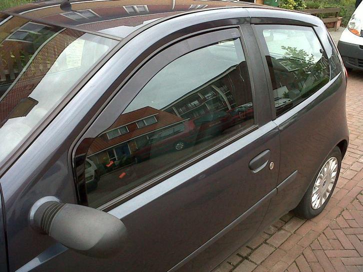 fiat zijwindschermen donker pasvorm raamspoilers oa punto, Auto diversen, Tuning en Styling, Ophalen of Verzenden