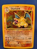 Charizard 4/102 - Base, Hobby en Vrije tijd, Verzamelkaartspellen | Pokémon, Verzenden, Gebruikt, Losse kaart