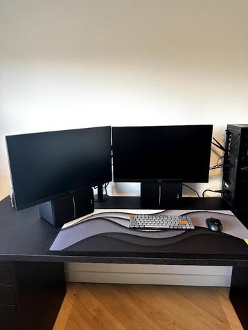 AOC gaming monitor 180hz incl monitorarm beschikbaar voor biedingen