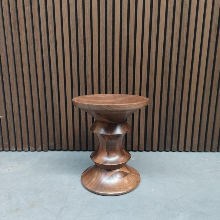 Vitra Eames Stool - Model C, Huis en Inrichting, Krukjes, Nieuw, Hout, Ophalen of Verzenden