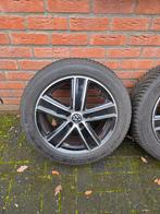 Set mooie winterbanden 215 55 17v  Michelin Alpin 5., Auto-onderdelen, Banden en Velgen, Banden en Velgen, 17 inch, Personenwagen