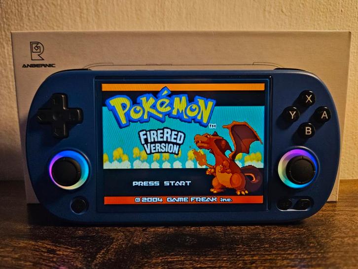 Anbernic RG40XX H, nieuw in doos (8000+ games), Spelcomputers en Games, Spelcomputers | Sony PSP, Nieuw, Met games, Verzenden