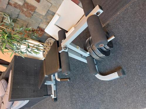 Bodysolid powerline beenverlengmachine met gewichten, Sport en Fitness, Fitnessmaterialen, Zo goed als nieuw, Fitnessbank, Benen