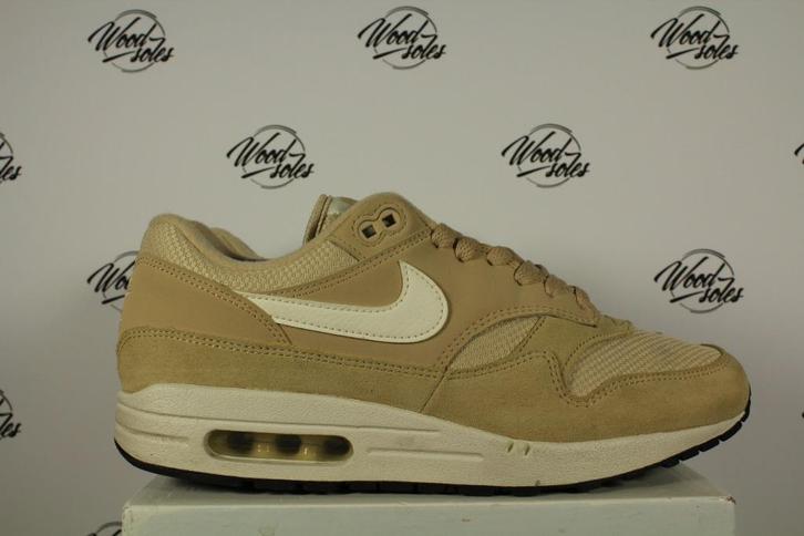 Nike Air Max 1 Desert Ore - 42,5, Kleding | Heren, Schoenen, Gedragen, Overige kleuren, Ophalen of Verzenden