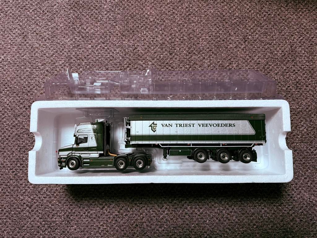 Scania T dreiachs Hauber mit Stöffelliner - Van Triest, Hobby en Vrije tijd, Modelauto's | 1:50, Ophalen of Verzenden, Zo goed als nieuw