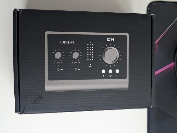 Interface audio - iD14 Audient, Muziek en Instrumenten, Mengpanelen, Zo goed als nieuw, Minder dan 5 kanalen, Microfooningang
