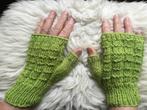Mooie groene vingerloze handschoenen, handgebreid, Kleding | Dames, Mutsen, Sjaals en Handschoenen, Ophalen of Verzenden, Nieuw