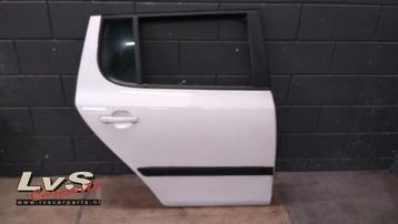 Portier 4Deurs rechts-achter van een Skoda Fabia (LF9E) beschikbaar voor biedingen