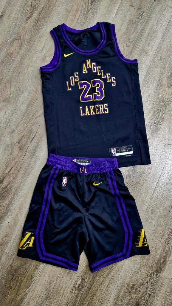LA Lakers LeBron James City Edition Jersey Set - S/40, Ophalen of Verzenden, Zo goed als nieuw, Maat 46 (S) of kleiner, Nike