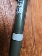 Olijfgroene mascara, Ophalen of Verzenden, Zo goed als nieuw, Zwart, Ogen