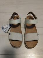 Nieuwe lederen sandalen lichtbeige ivoor maat 39 comfortabel, Wit, Nieuw, Sandalen of Muiltjes, Ophalen of Verzenden