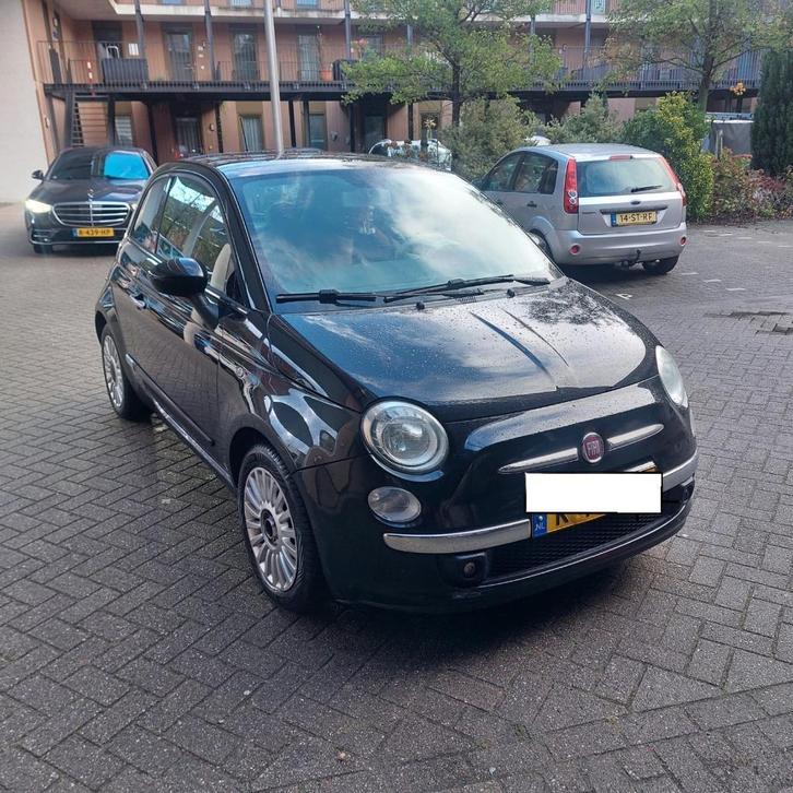 Gezocht: monteur installeren achteruitrijcamera Fiat 500, Auto diversen, Achteruitrijcamera's, Nieuw, Ophalen