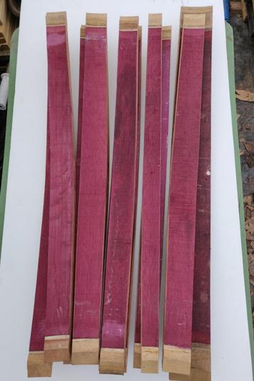  Duigen van een wijnvat regenton  beschikbaar voor biedingen