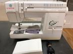 Te koop singer concerto1 naaimachine, Hobby en Vrije tijd, Naaimachines en Toebehoren, Ophalen of Verzenden, Zo goed als nieuw