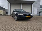 Audi A6 2.6 V6 110KW 1995 Blauw, Auto's, Voorwielaandrijving, Elektrische ramen, Stof, 1750 kg