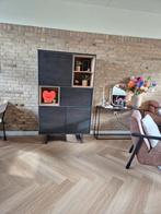 Prachtige Xooon kast., Ophalen, Zo goed als nieuw