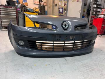 Renault Clio voorbumper compleet beschikbaar voor biedingen