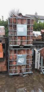 2 kratten vol met rode oud hollandse pannen, Doe-het-zelf en Verbouw, Dakpannen en Dakbedekking, Ophalen, Gebruikt, Steen of Klei