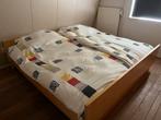 Tweepersoons Houten Bed 200x200, Ophalen, Gebruikt, Bruin, Tweepersoons