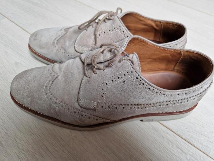 tommy hilfiger maat 43 nette lage heren schoenen suède leer, Kleding | Heren, Schoenen, Zo goed als nieuw, Bruin, Ophalen of Verzenden
