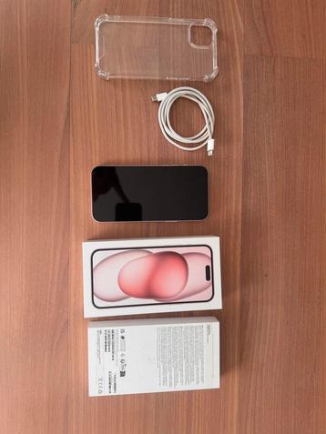 Roze Iphone 15 plus 128Gb uit 2024 beschikbaar voor biedingen
