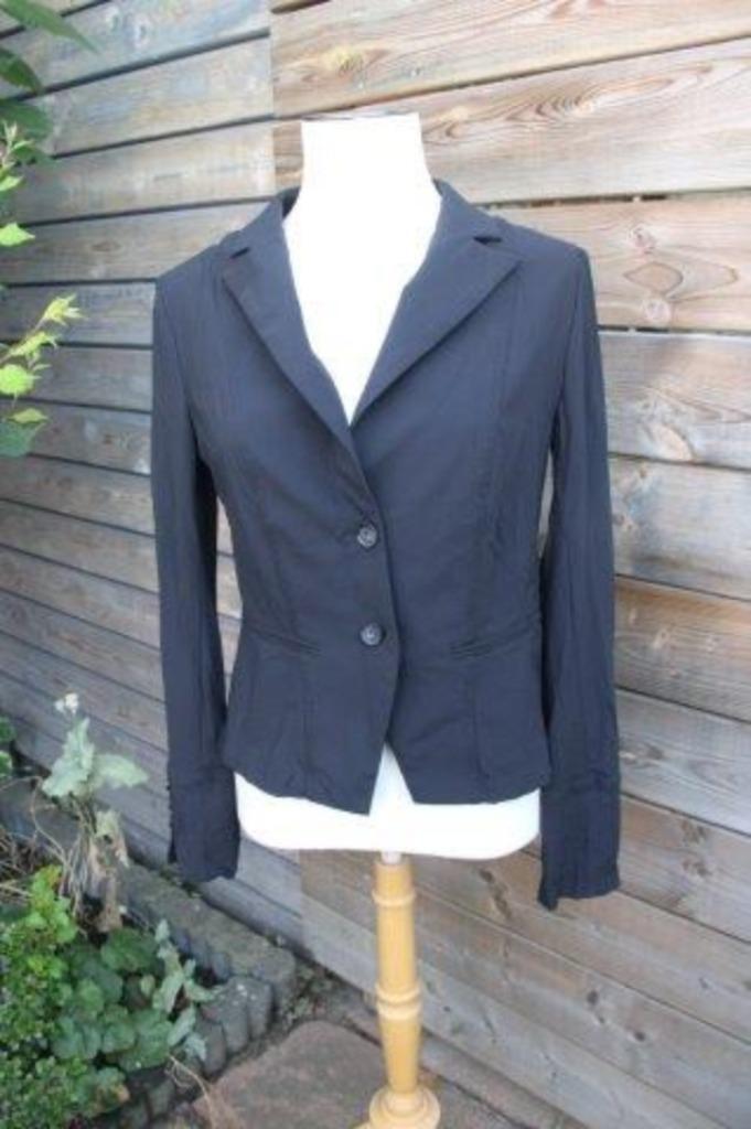 Jasje zwart Jane Lushka mt XL travelstof Vaste prijs AANBIED, Kleding | Dames, Jasjes, Kostuums en Pakken, Zo goed als nieuw, Jasje